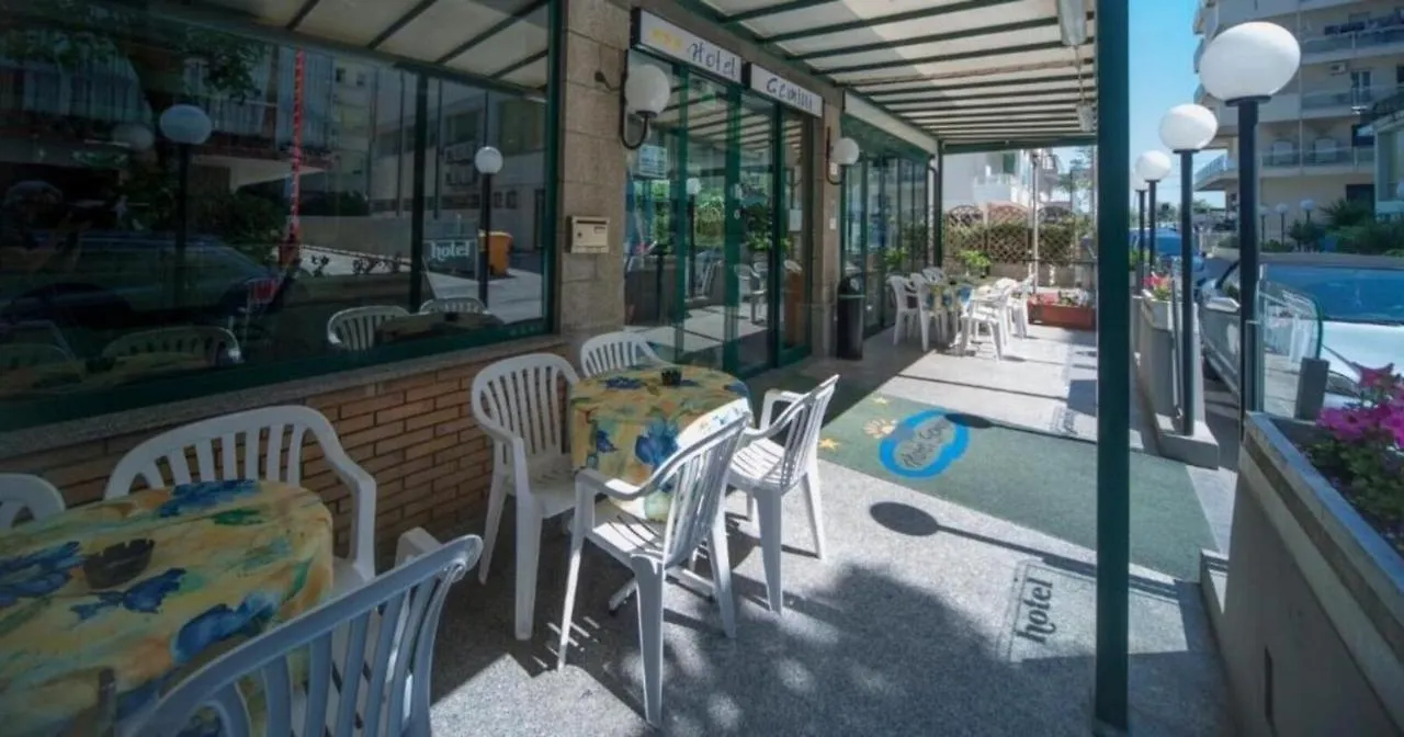 Hotel Gemini Римини 3*,