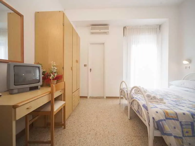 Hotel Gemini Римини